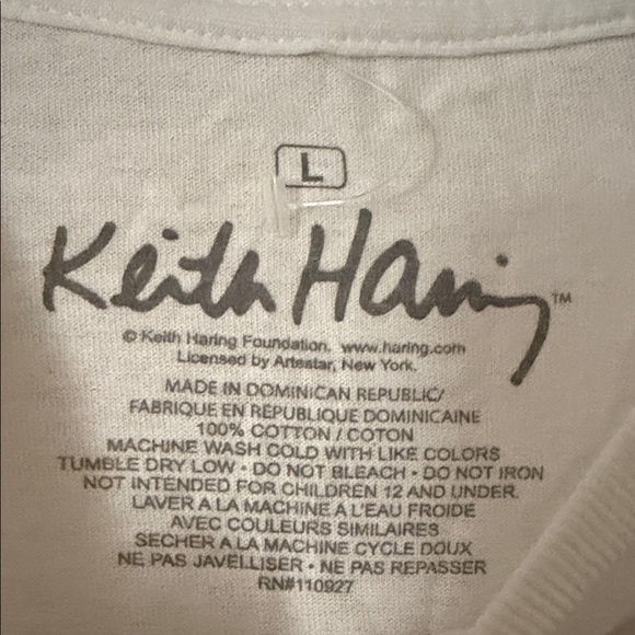 NWOT Keith haring  White T-Shirt with Pink Graphic - Picture 3 of 6